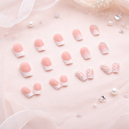Elegant Floral Nail Art Kit with 24 Short French Nails & Adhesive for Stunning Manicure
