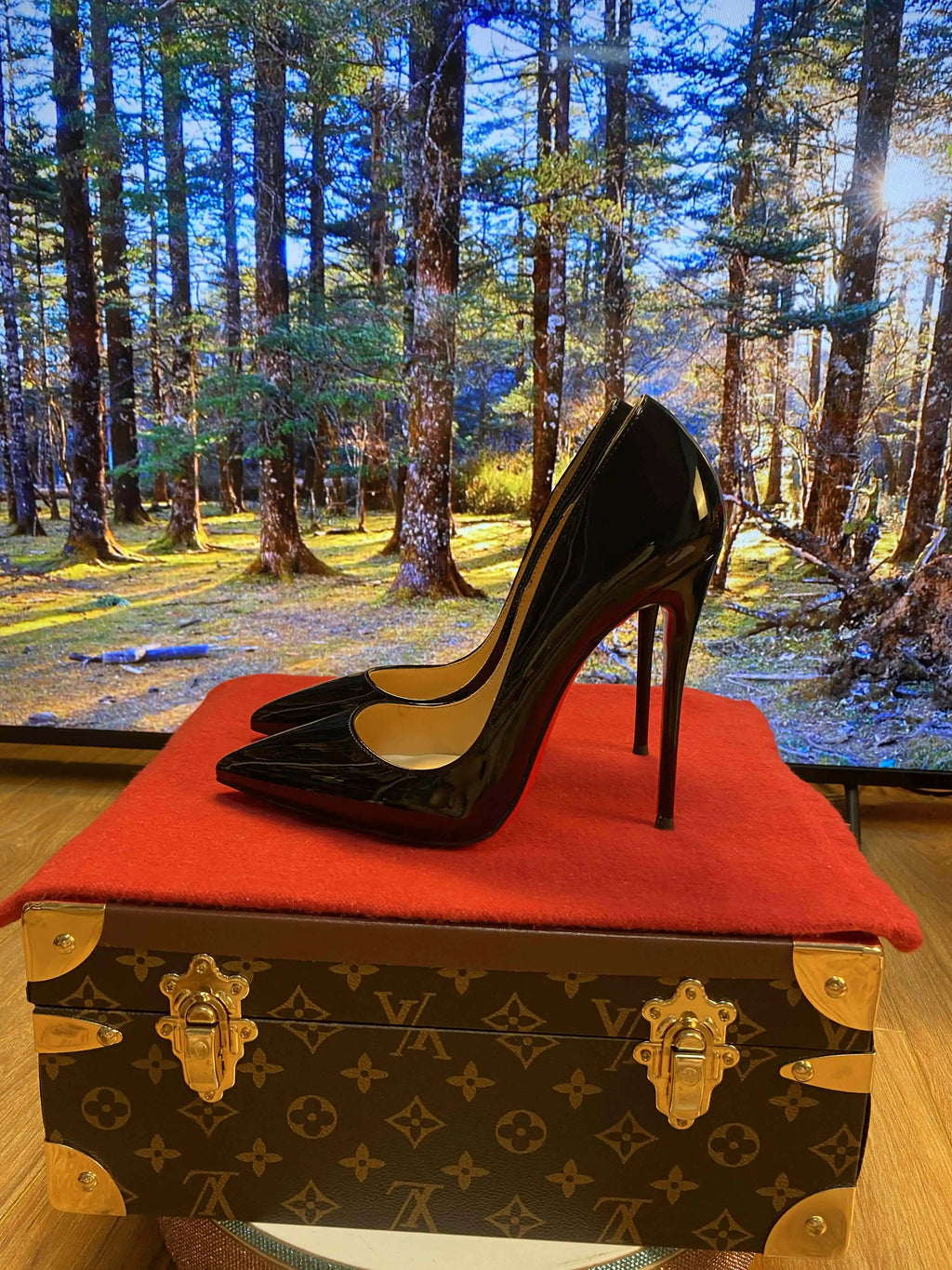 Patent Leather Stiletto Court Pumps