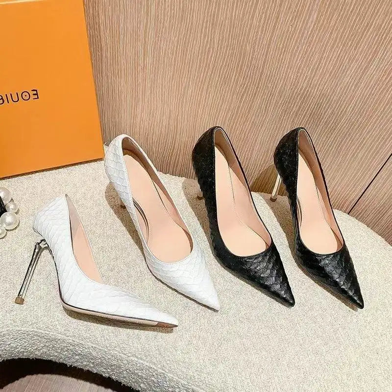 Embossed Pointed-Toe Stiletto Court Pumps