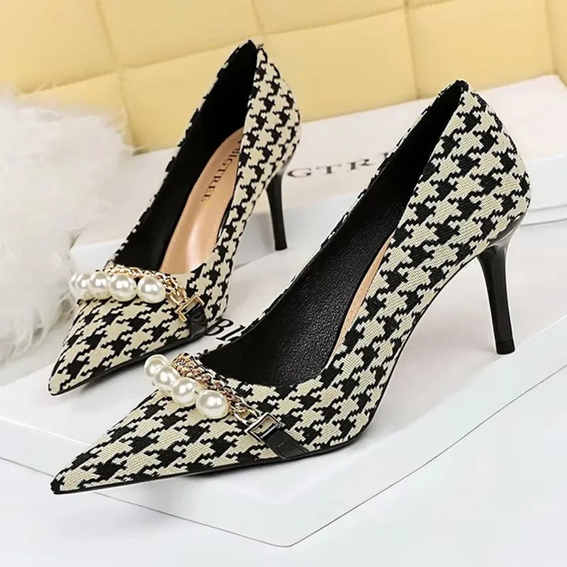 Pearl Chain Stiletto Pumps