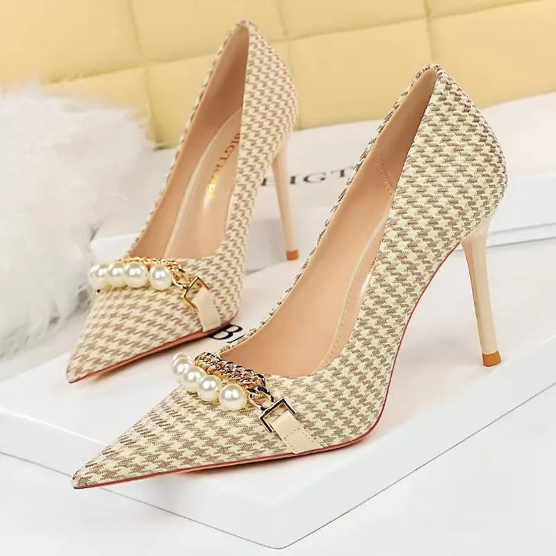Pearl Chain Stiletto Pumps